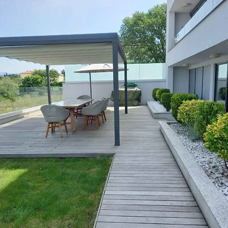 Apartament With Pool In Malinska-insel Krk 55189