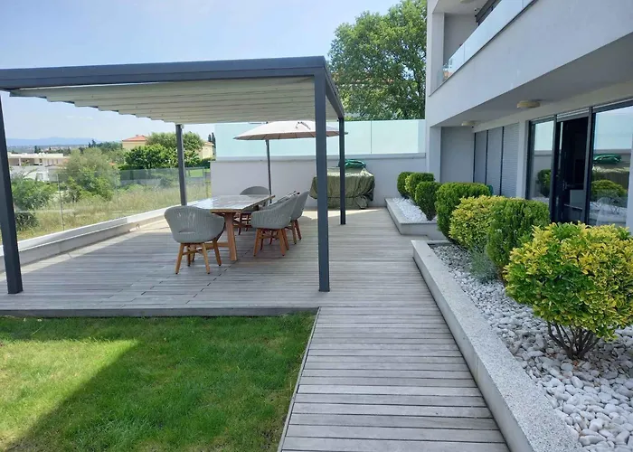 Apartman With Pool In Malinska-insel Krk 55189