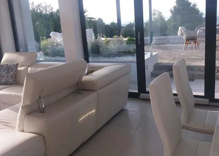 With Pool In Malinska-insel Krk 55189 Apartman